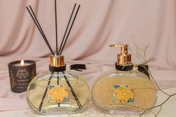 sabonete_liq_flor_figo_glitter_300ml_1619513_3_01b86dc07090f26f232bad3c736e1d14