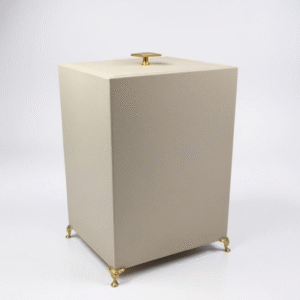 LIXEIRA COM TAMPA OFF WHITE 33X20X20CM